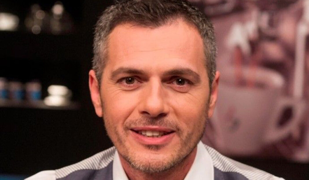Μάριος Αθανασίου για Λίνα Μενδώνη: «Σαν ύστατη πράξη αξιοπρέπειας παραιτηθείτε»