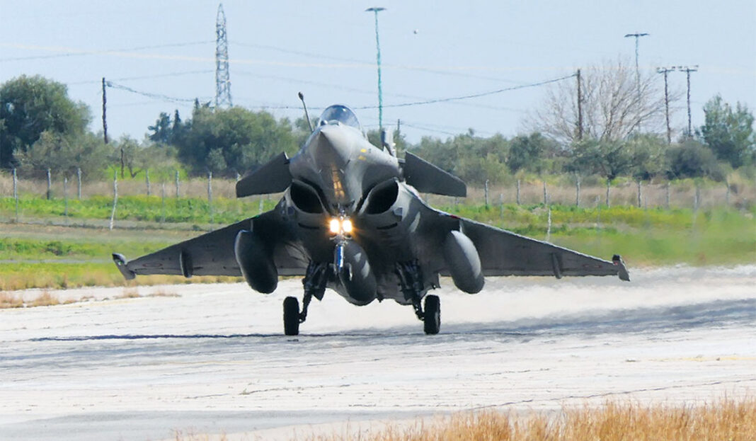 Ελληνικά και γαλλικά μαχητικά αεροσκάφη στην άσκηση «Σκύρος 2021»!