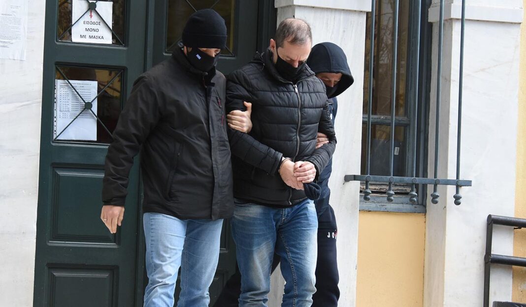Σοκάρει η περιγραφή του 25χρονου που μήνυσε τον Λιγνάδη! «Έχωσε με βία στο στόμα μου το...»