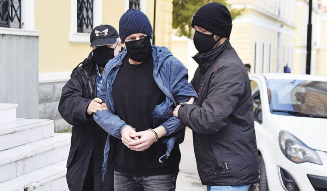 Δημήτρης Λιγνάδης: Πλάι πλάι στα κελιά των βιαστών