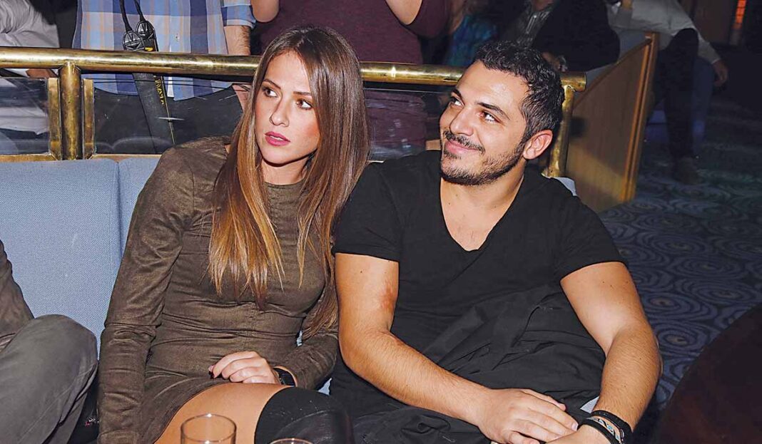 «Μου κάρφωσε στιλό στο κεφάλι»! Στην αντεπίθεση ο Δόξας μετά τις καταγγελίες για ξυλοδαρμό της πρώην συζύγου του