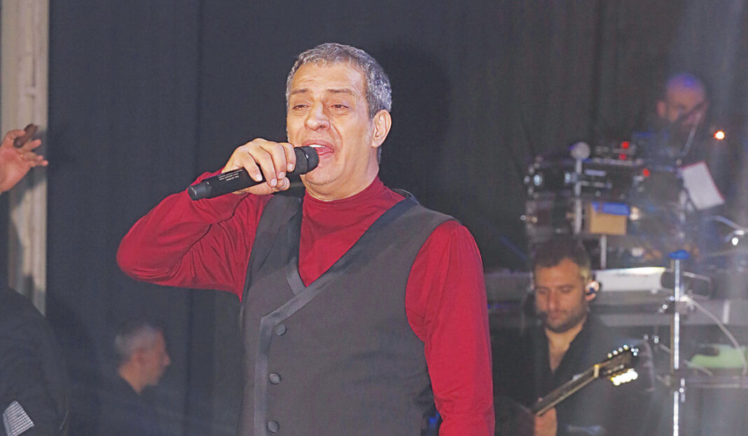 Συνελήφθη ο Θέμης Αδαμαντίδης σε παράνομη χαρτοπαικτική λέσχη!