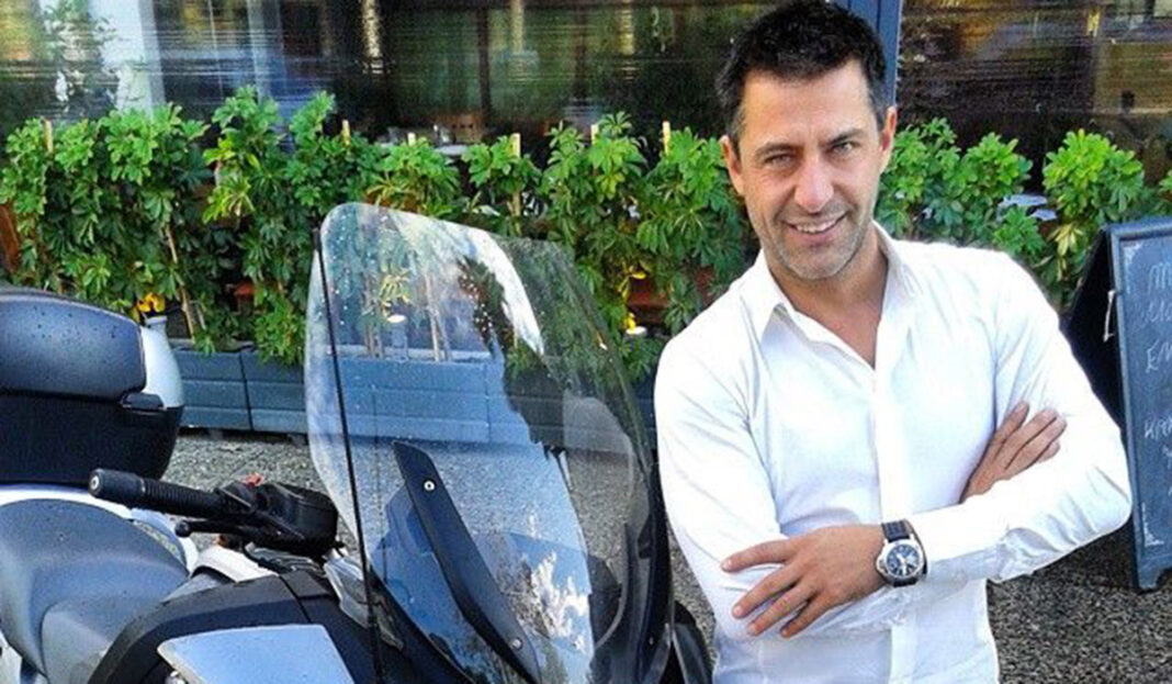 Συγκινητικό «κλικ» του Αγγελίδη με τον γιατρό του λίγο πριν από το κρίσιμο χειρουργείο στο κεφάλι