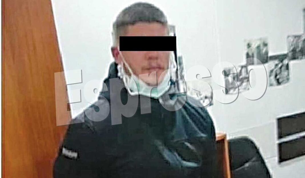 Ο 30χρονος χούλιγκαν των επεισοδίων στη Νέα Σμύρνη προδόθηκε- Έχασε το πορτοφόλι του στο σημείο της επίθεσης!