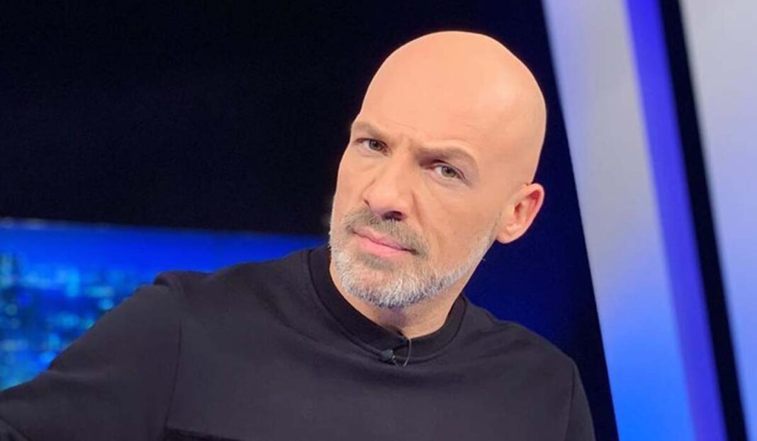 Φουλ «Καλό μεσημεράκι»! Ο Μουτσινάς ανανέωσε το συμβόλαιο με τον Σκάι