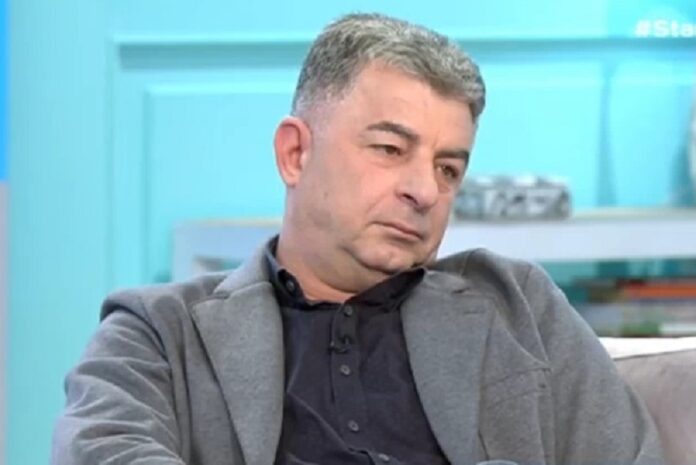 «Ραγίζει καρδιές» η αδελφή του Καραϊβάζ: «Αγόρι μου, ψυχή μου, ποιοι ήταν αυτοί που σου στέρησαν τη ζωή;»