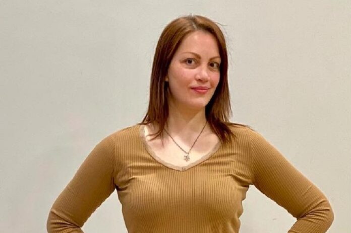 «Style Me Up»: Η εντυπωσιακή αλλαγή στο λουκ της 34χρονης Άννας από τον Δημήτρη Αλεξάνδρου (video)