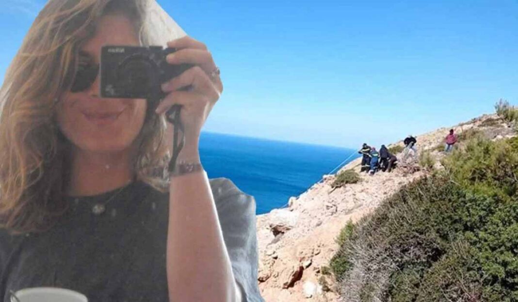 Ανατροπή στο τροχαίο της Γαύδου: Λιώμα στον γκρεμό ο 40χρονος οδηγός (video)