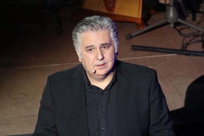 Με βραδινή εκπομπή ο Ιεροκλής Μιχαηλίδης - Όσα αποκάλυψε on camera (video)