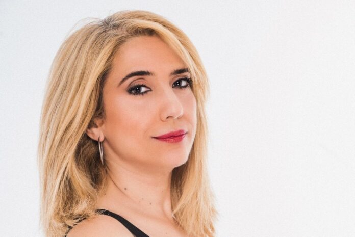 Νάσια Κονιτοπούλου: «Τριγυρνούσα στο σπίτι σαν άρρωστη, με τις πιτζάμες όλη μέρα, αχτένιστη, άβαφτη»