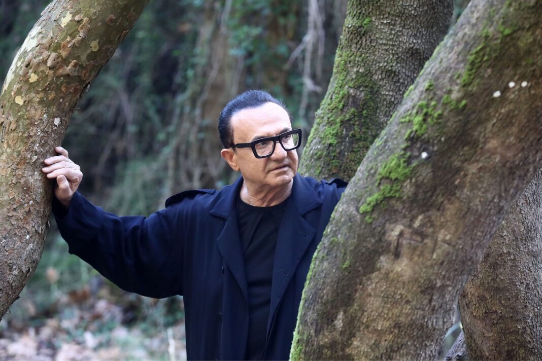 Λευτέρης Πανταζής: «Θύμωσα πολύ με κακή συμπεριφορά του Τριαντάφυλλου και ζήτησα να μην τον ξαναδώ»