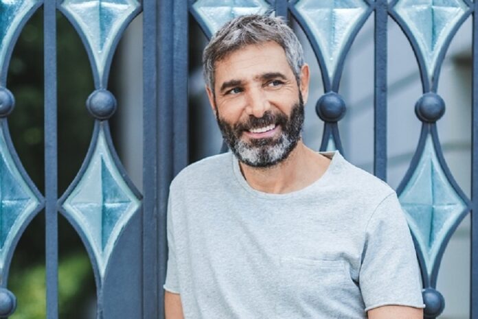Ο Θοδωρής Αθερίδης γιόρτασε τα 56α του γενέθλια - Το τρυφερό μήνυμα της Καρύδη