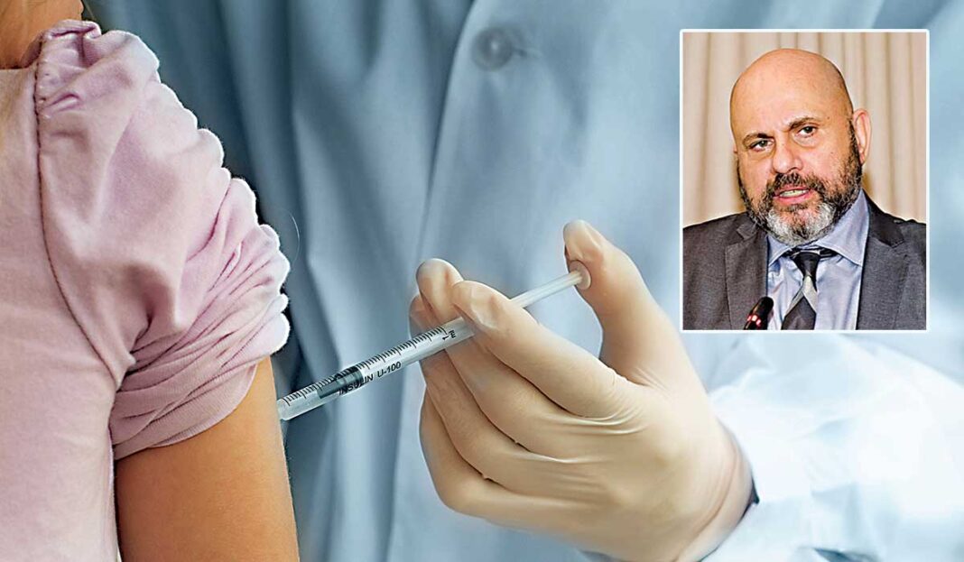 Δημήτρης Κούβελας: «Διεστραμμένη σκέψη οι εμβολιασμοί παιδιών»