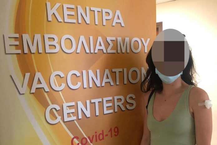 Εμβολιάστηκε γνωστή ηθοποιός – «AstraZeneca σε ευχαριστώ»