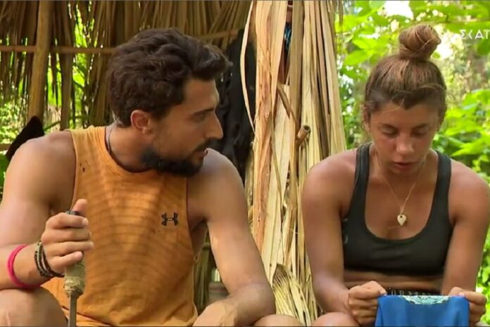 «Survivor»: Ξέσπασε η μητέρα της Μαριαλένας – «Ο Σάκης Κατσούλης παίζει παιχνίδια στην πλάτη του παιδιού μου»