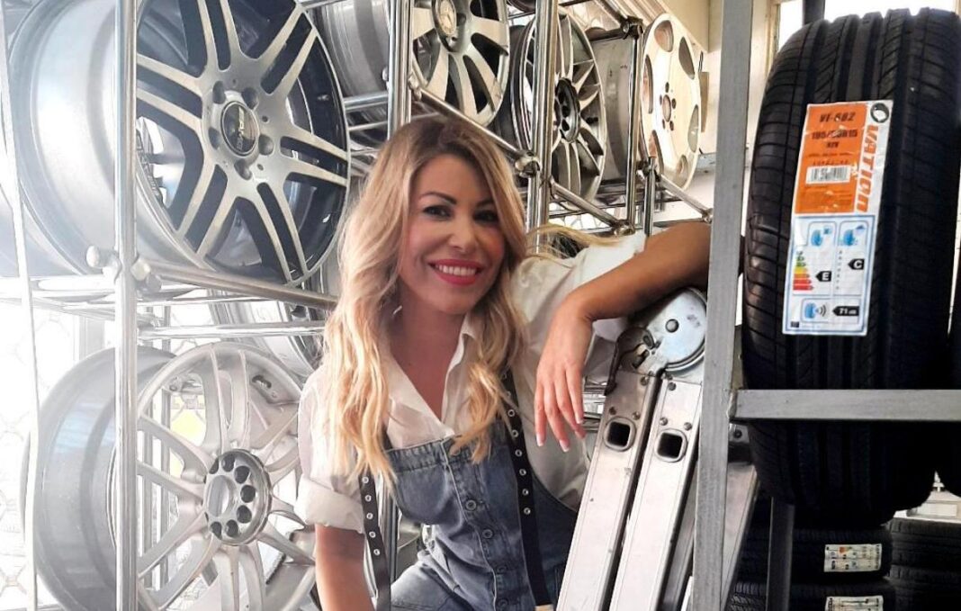 Δίχρωμη ζάντα! Ένα fashion trend για το αυτοκίνητο (video)