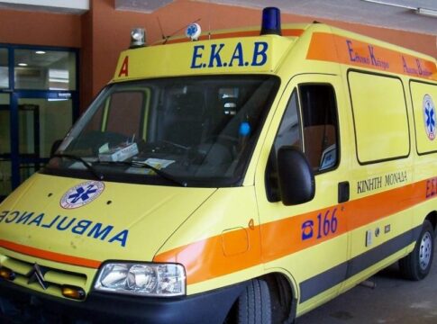 Τραγωδία στη Μεσογείων: Νεκρός 20χρονος διανομέας σε σύγκρουση με Ι.Χ