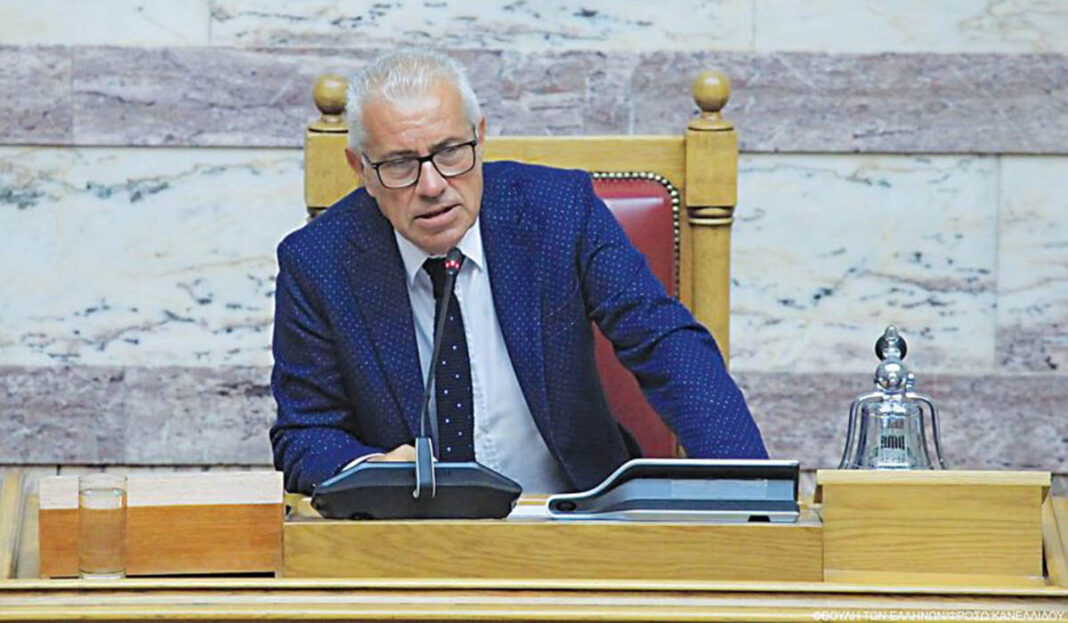 Απόστολος Αβδελάς: H «μεγάλη ψυχή» που αποκαλεί τον Κυριάκο Βελόπουλο και το δικαίωμα στην οπλοκατοχή