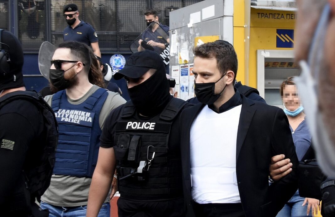 Δολοφονία στα Γλυκά Νερά: Οι πρώτες εικόνες του πιλότου μέσα στη φυλακή