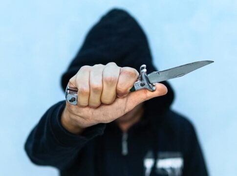 Μακελειό στη Σλοβακία: Μαθητής επιτέθηκε με μαχαίρι – Νεκρή καθηγήτρια, χαροπαλεύει μαθήτρια