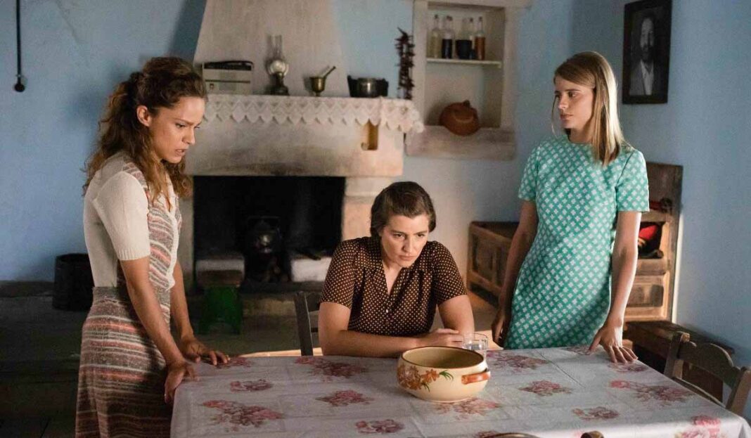 «Άγριες μέλισσες»: Στο «πόδι» το Διαφάνι - Spoilers «φωτιά» για τον τρίτο κύκλο