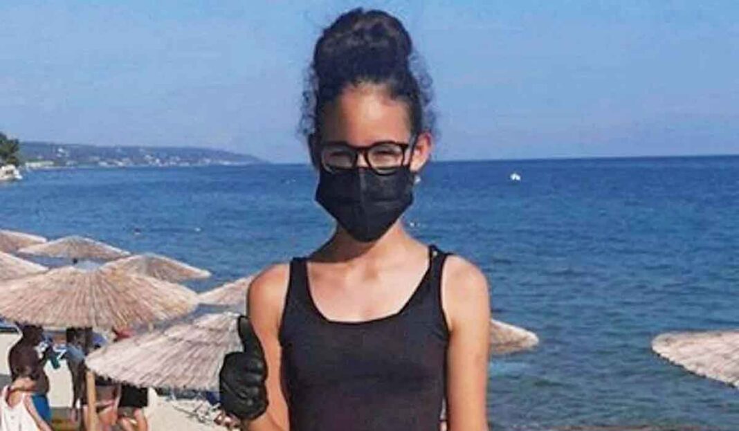 Ηρωίδα ετών 12-  Η μικρή Λεμονιά έσωσε άντρα στη Χαλκιδική που κόντεψε να πνιγεί