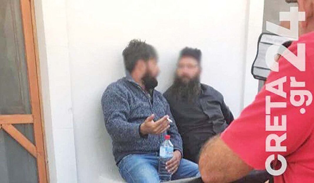 Η περιπέτεια 46χρονου ναυαγού στην Κρήτη- Πάλευε με τα κύματα για να σώσει τη φίλη του