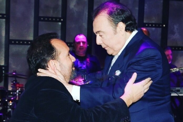 Το αντίο του Κώστα Μακεδόνα στον Τόλη Βοσκόπουλο