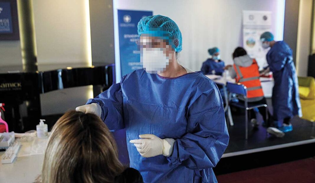 Μπάχαλο με τα τεστ Covid-19 - Απίστευτη οδύσσεια 17χρονης με κορονοϊό