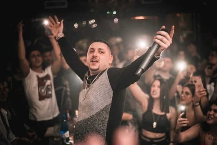 Mad Clip – Το ηχητικό μήνυμα του τράπερ σε φίλο του – Τι πρόβλημα αντιμετώπιζε το αυτοκίνητο;