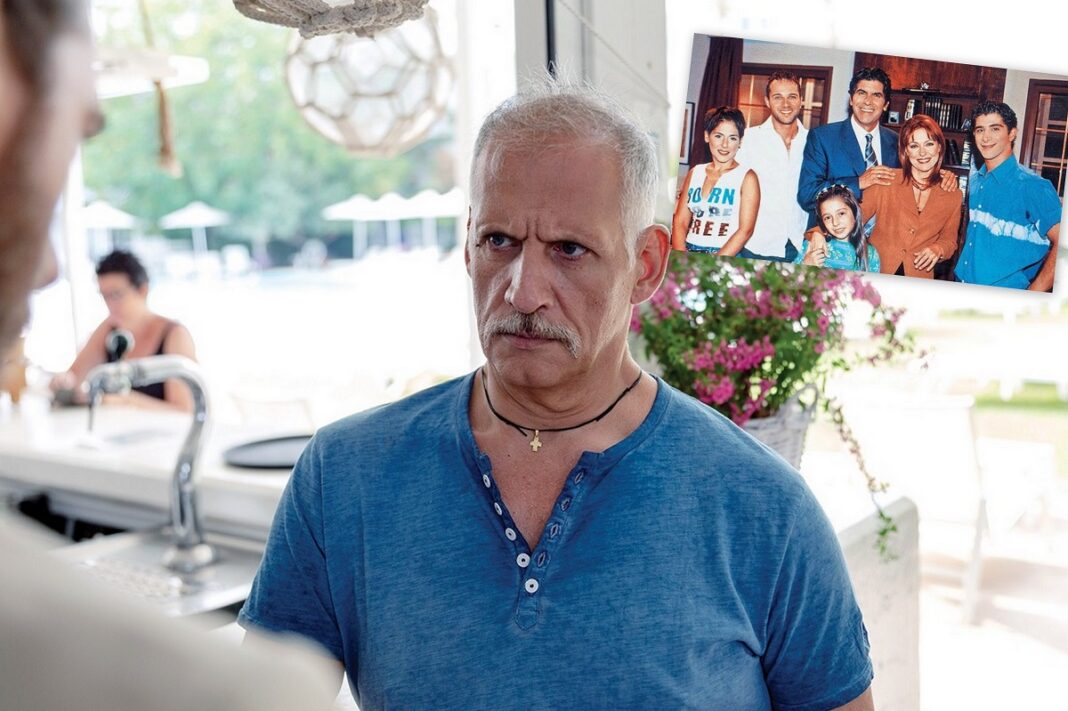 Κι όμως ο «Κώστας» του «Σασμού» έπαιζε στη σειρά «Άκρως οικογενειακόν» (video)