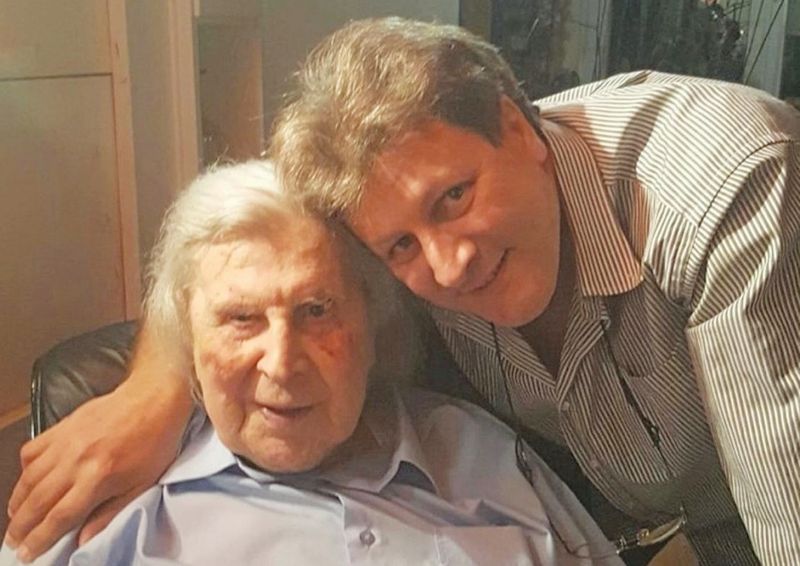 3 Μίκης Θεοδωρακης Νίκος Θεοδωράκης