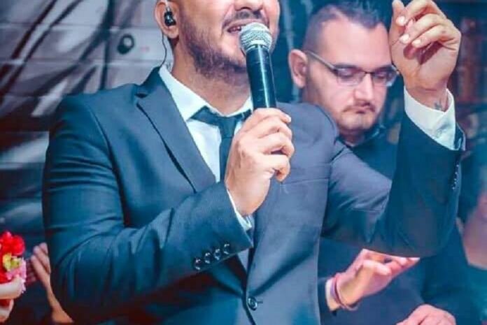 «Είχα αποσυρθεί από το τραγούδι, επειδή δεν έλεγαν ότι είμαι τσιγγάνος»