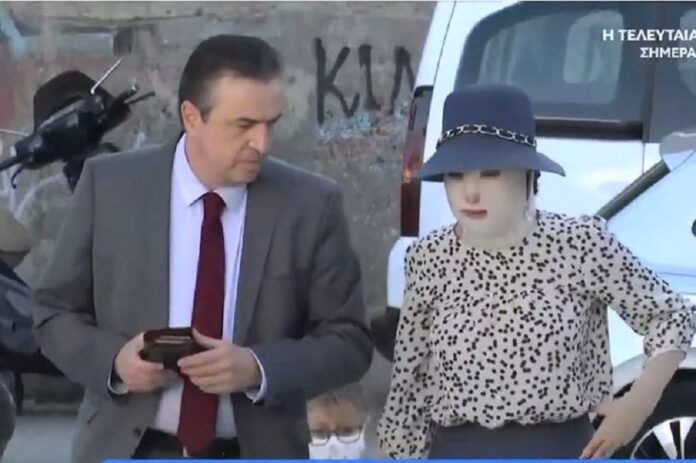 Επίθεση με βιτρόλι - Η Ιωάννα Παλιοσπύρου στα δικαστήρια ξανά - Αναμένονται οι καταθέσεις των γιατρών