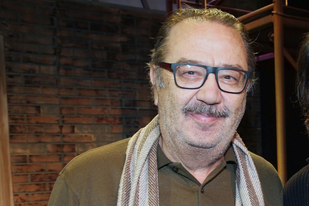 Τάσος Κωστής για Λιγνάδη – «Ούτε το όνομά του δεν θέλω να λέω»