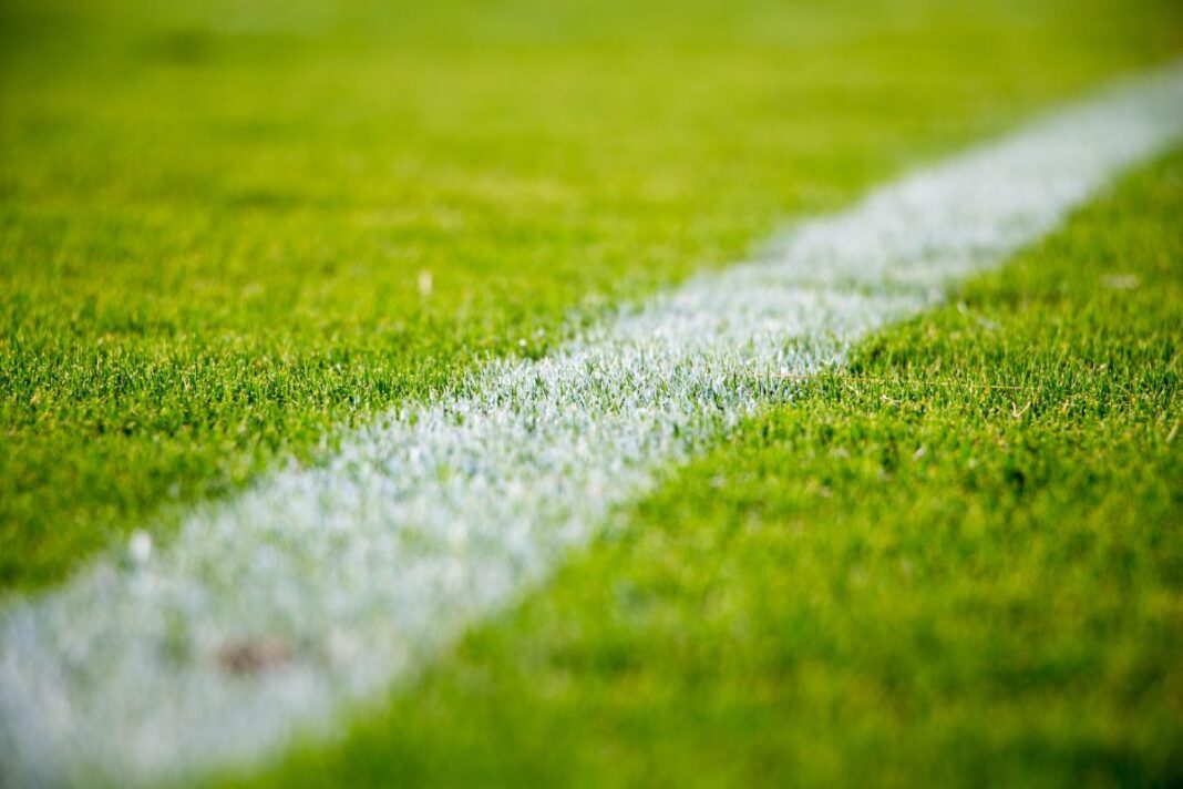 Δύο μεγάλα ντέρμπι σε Super League και Premier League