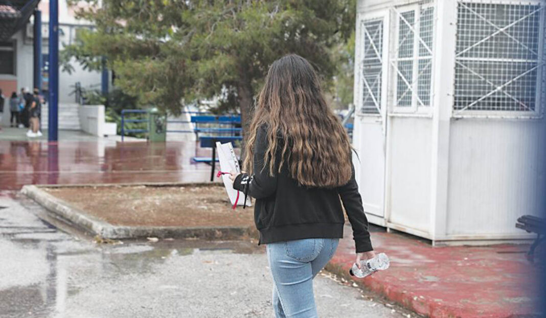 Πακιστανοί επιχείρησαν να βιάσουν 15χρονη σε προαύλιο λυκείου στις Αχαρνές