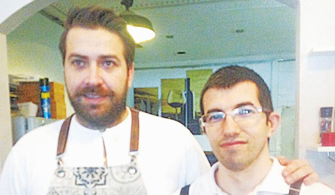 Οι Έλληνες που τρελαίνουν τους Γερμανούς με γύρο και μουσακά