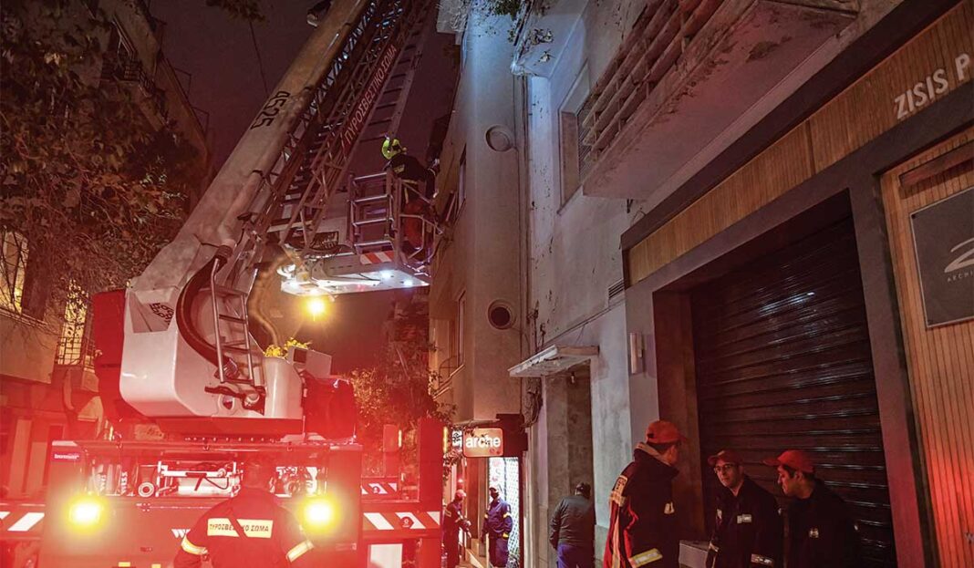 Νεκρή η σύζυγος πρώην υπουργού του ΠΑΣΟΚ - Κάηκε αγκαλιά με τη γατούλα της
