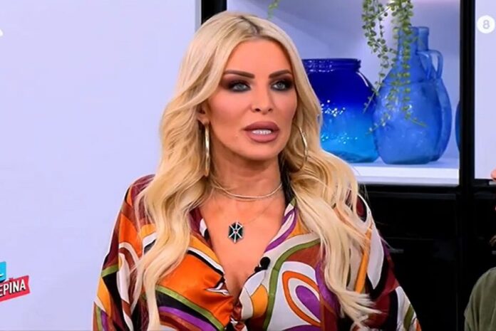 Ενοχλημένη η Καινούργιου με το ξέσπασμα του Αλεξάνδρου: «Δεν επιβάλλουμε κάτι σε κανέναν»