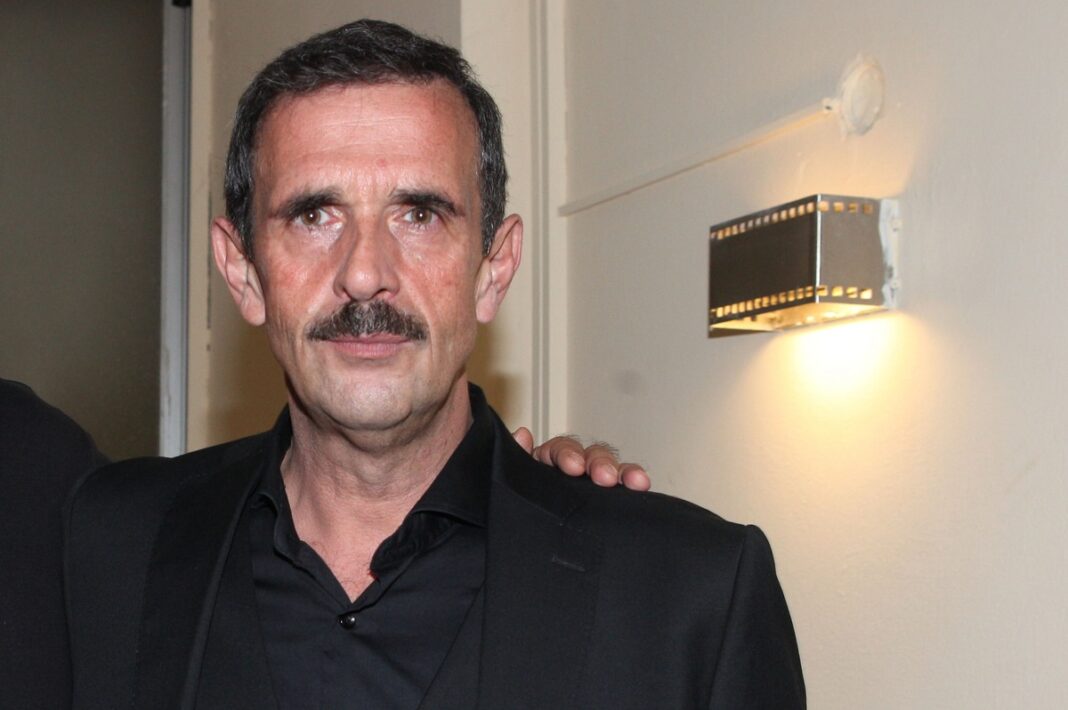 Λεωνίδας Κακούρης: Οι χαμηλές πτήσεις τηλεθέασης των «Μελισσών» και η περιπέτεια με τον κορονοϊό