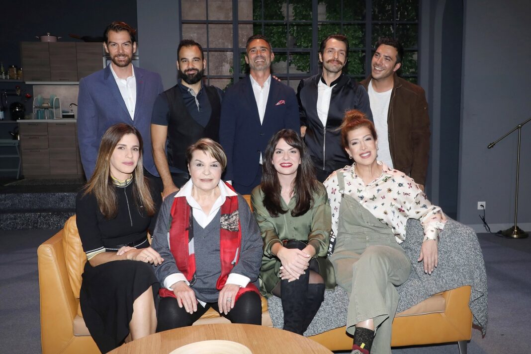 «Όποιος θέλει να χωρίσει να σηκώσει το χέρι του»: Η παράσταση συνεχίζεται εις μνήμην του Πάνου Νάτση