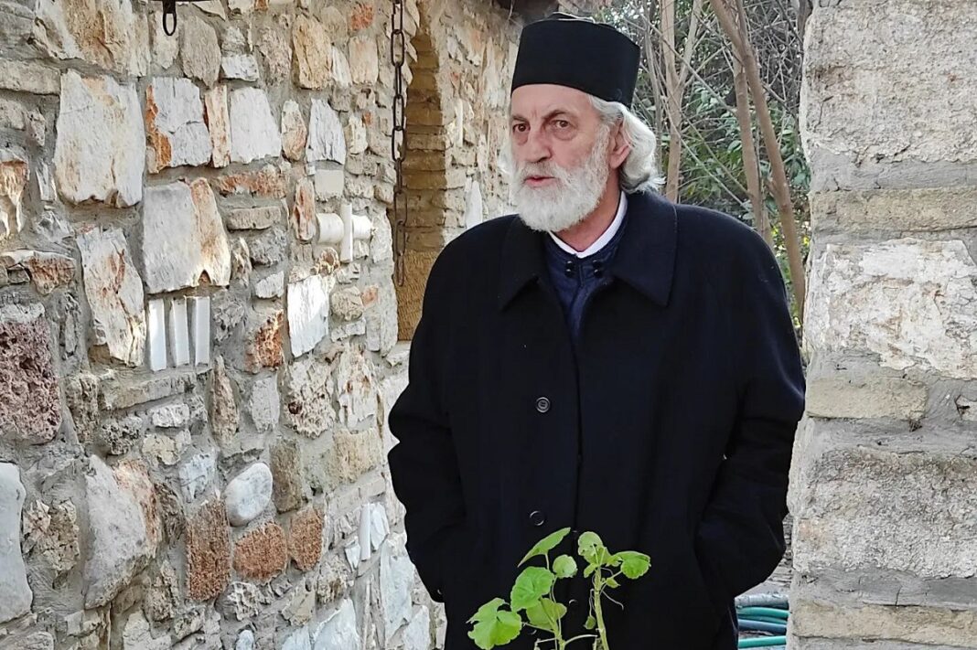 Μιχάλης Αεράκης: «Είναι πραγματικά πάρα πολύ σημαντικός ο ρόλος του παπά στον Σασμό»