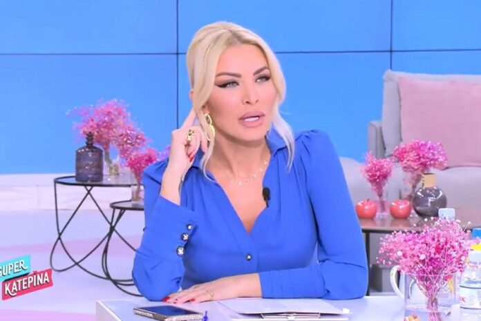 Κατερίνα Καινούργιου: «Ο Σαμπάνης με βλέπει και γυρίζει το κεφάλι, κάτι έχει μαζί μου»