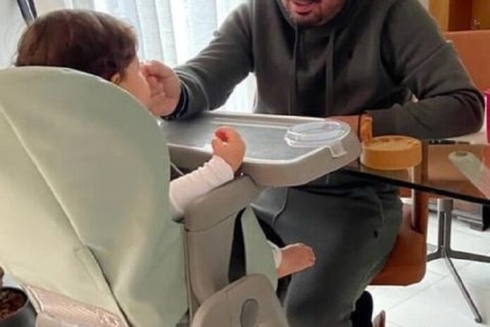 Ποια πολιτική και ποια δικηγορία; Η κόρη του είναι πάνω από όλα!