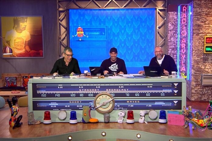 «Ράδιο Αρβύλα»: Η ανατρεπτική έναρξη του χθεσινού επεισοδίου και τα νούμερα τηλεθέασης