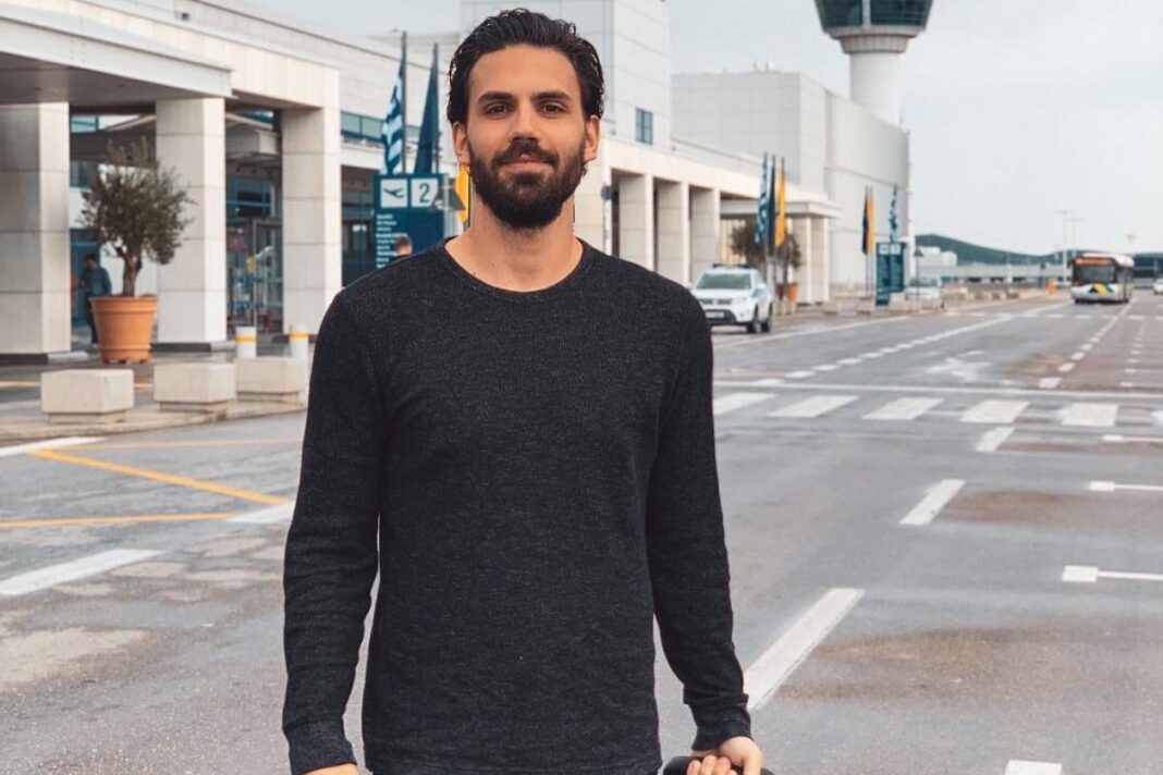 Πρόστιμο στον Γιώργο Λέντζα γιατί έπινε μπίρα στον δρόμο στην Αυστραλία