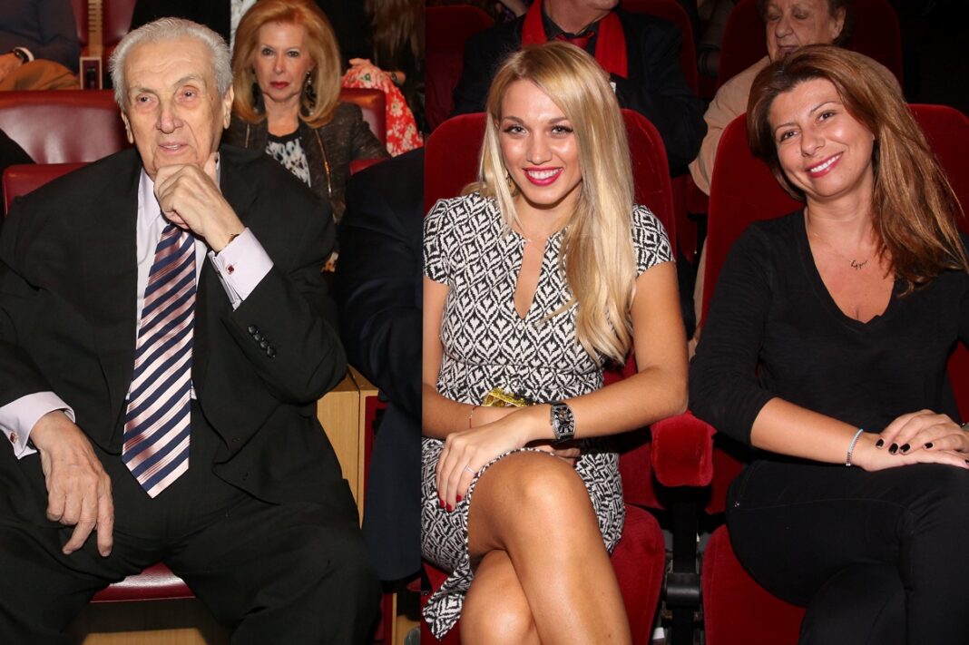 Ζήνα Κουτσελίνη: Η συγγνώμη του Δημήτρη Κοντομηνά για τη συνεργασία της με τη Σπυροπούλου