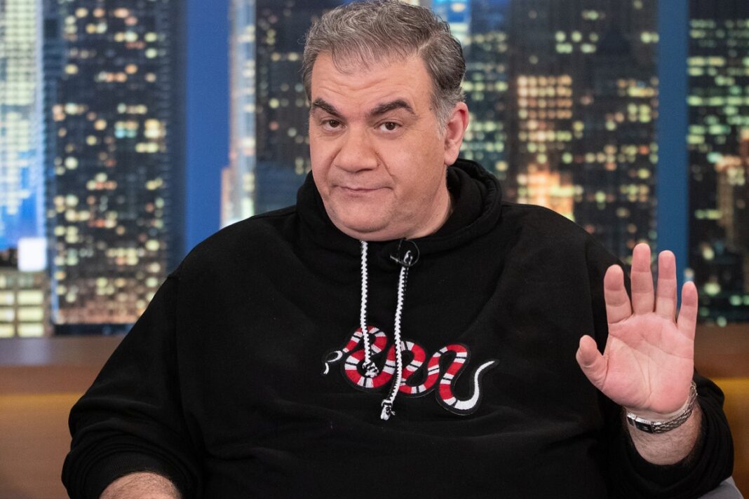 Ξέσπασε ο Δημήτρης Σταρόβας: «Εκνευρίζομαι, έχουμε χάσει κάθε μέτρο»