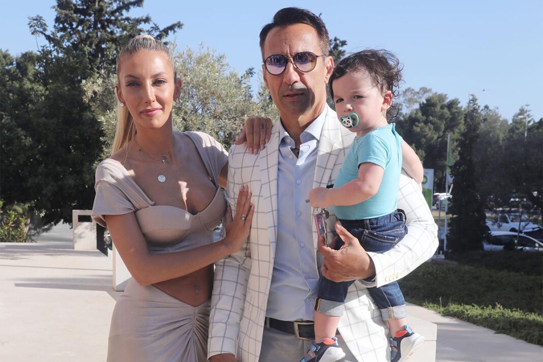 Πέτρος Ίμβριος - Συράν Λελούδα: Βάπτισαν το γιο τους